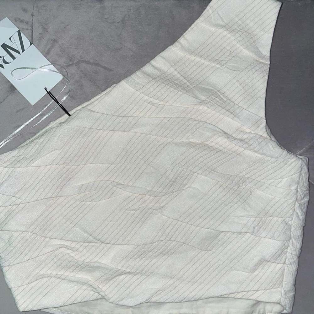 Zara top - Picture 2 of 3